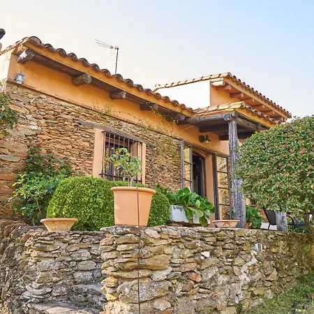 Navalgatos De El Tragaluz Holiday home *